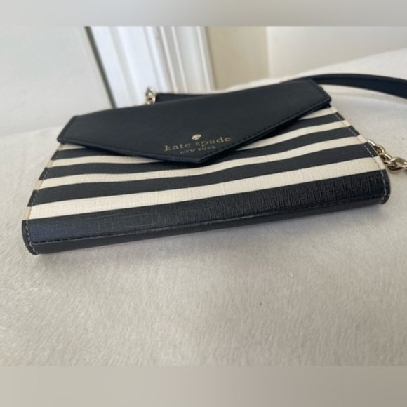 Kate Spade STORYBOOK Navy and White Striped Crossbody Bag - Picture 7 of 7